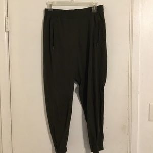 Old navy olive joggers!